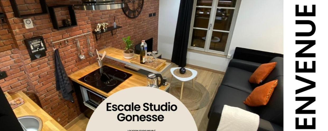 Escale Studio 21M Aeroport Cdg Parc Expo Asterix Gonesse Ngoại thất bức ảnh